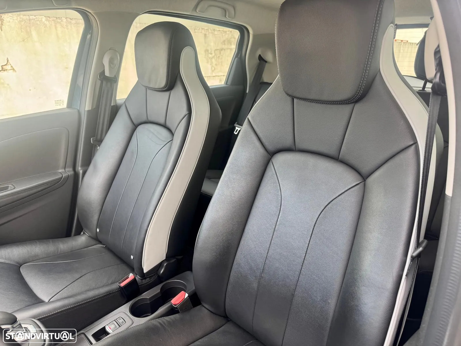 Renault Zoe (c/ Bateria) Limited 50 - 9