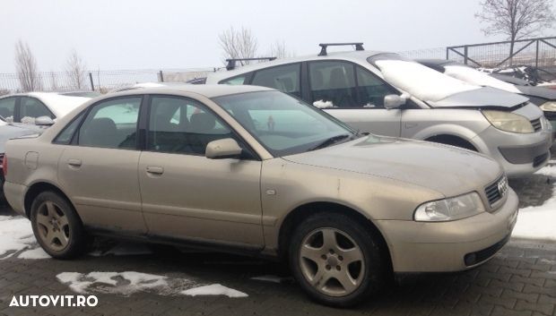 Dezmembram Audi A4 1.6 benzina, an fabricație 2001 - 1
