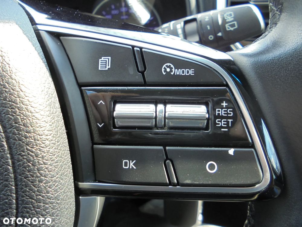 Kia Sportage 1.6 CRDI AWD Eco-Dynamics+ (48V M-H) DCT PLATINUM - 22