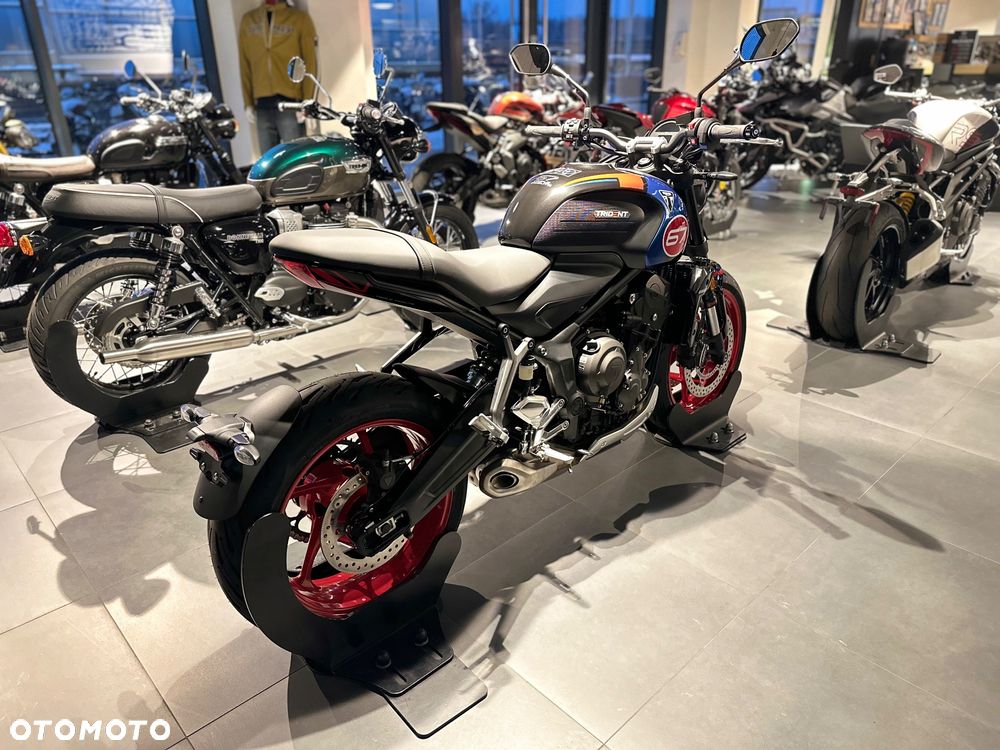 Triumph Trident - 5