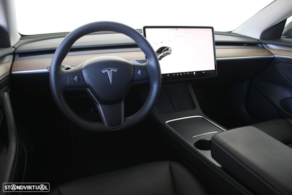 Tesla Model 3 - 18