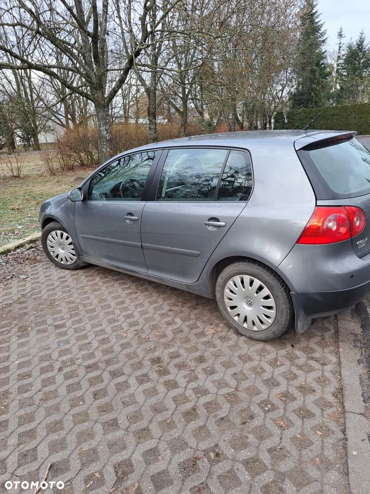 Volkswagen Golf - 4