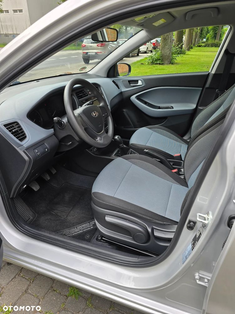 Hyundai i20 1.2 Classic - 10