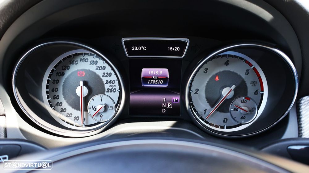 Mercedes-Benz GLA 220 d - 23