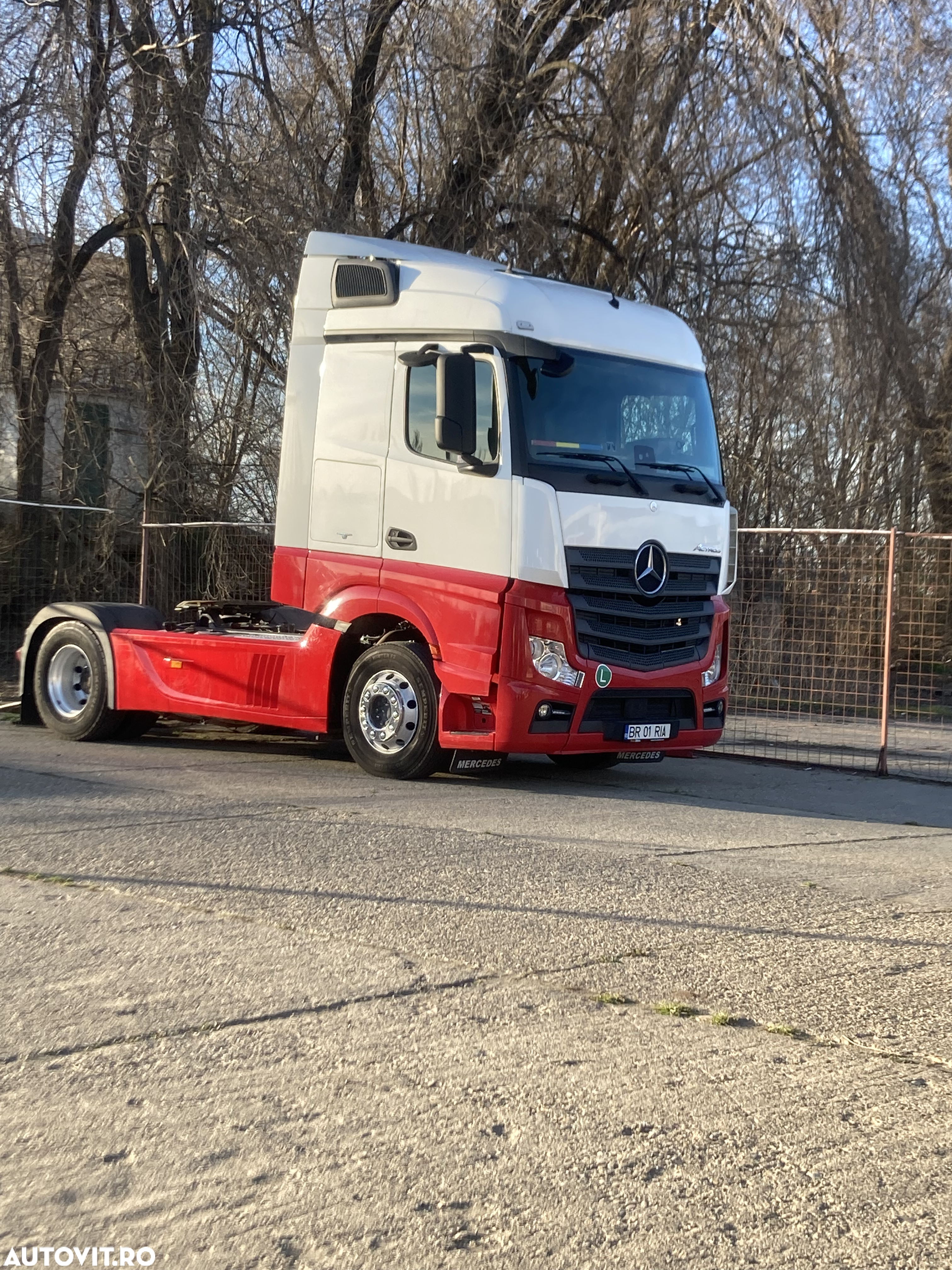 Mercedes-Benz Actros - 4