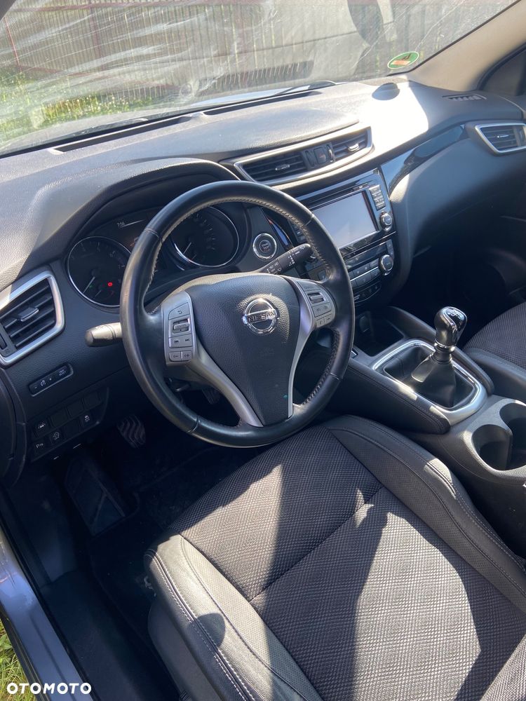 Nissan Qashqai 1.6 DIG-T N-Connecta - 8