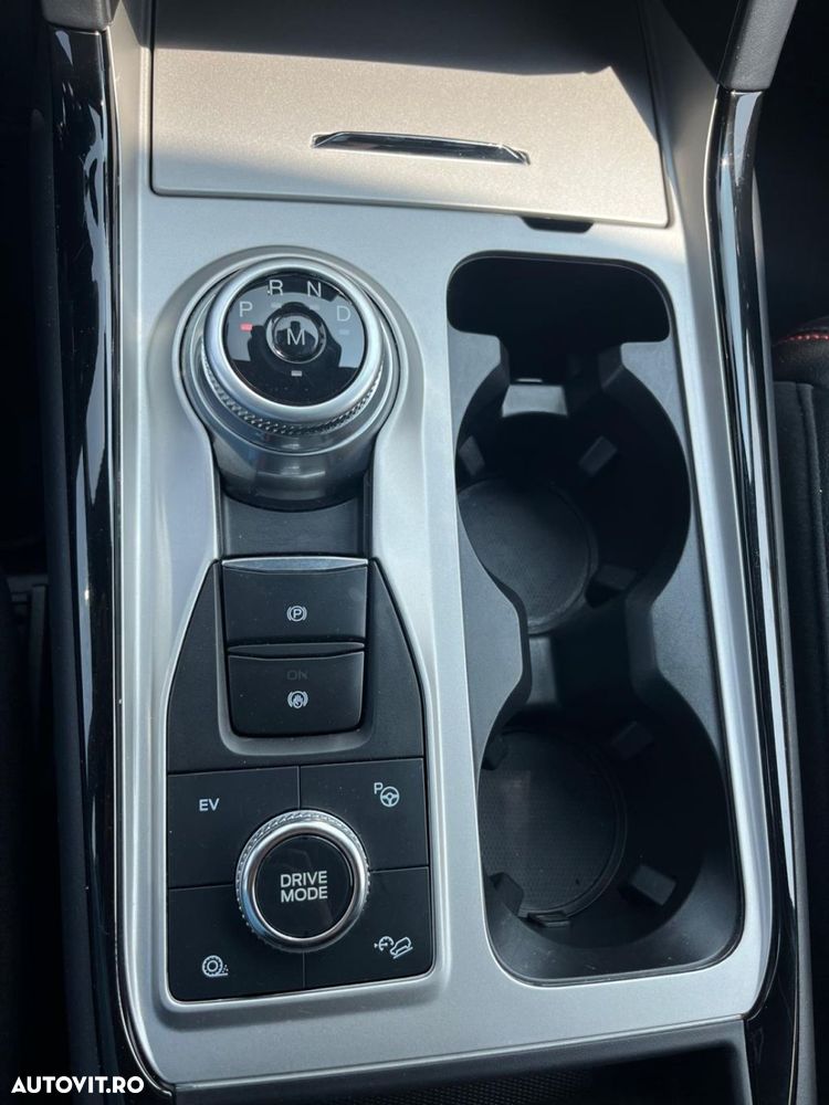 Ford Explorer - 13