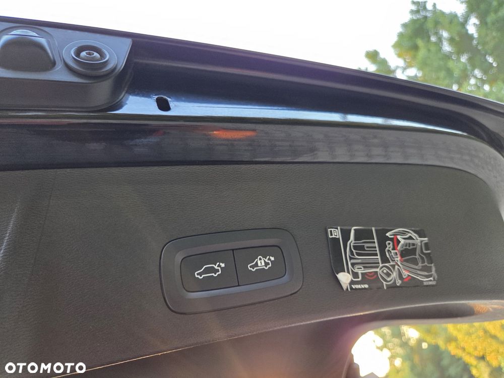 Volvo XC 40 T5 Recharge DKG RDesign - 24