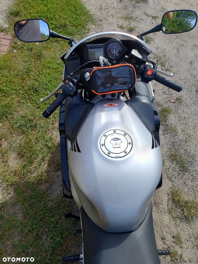 Honda CBR - 13