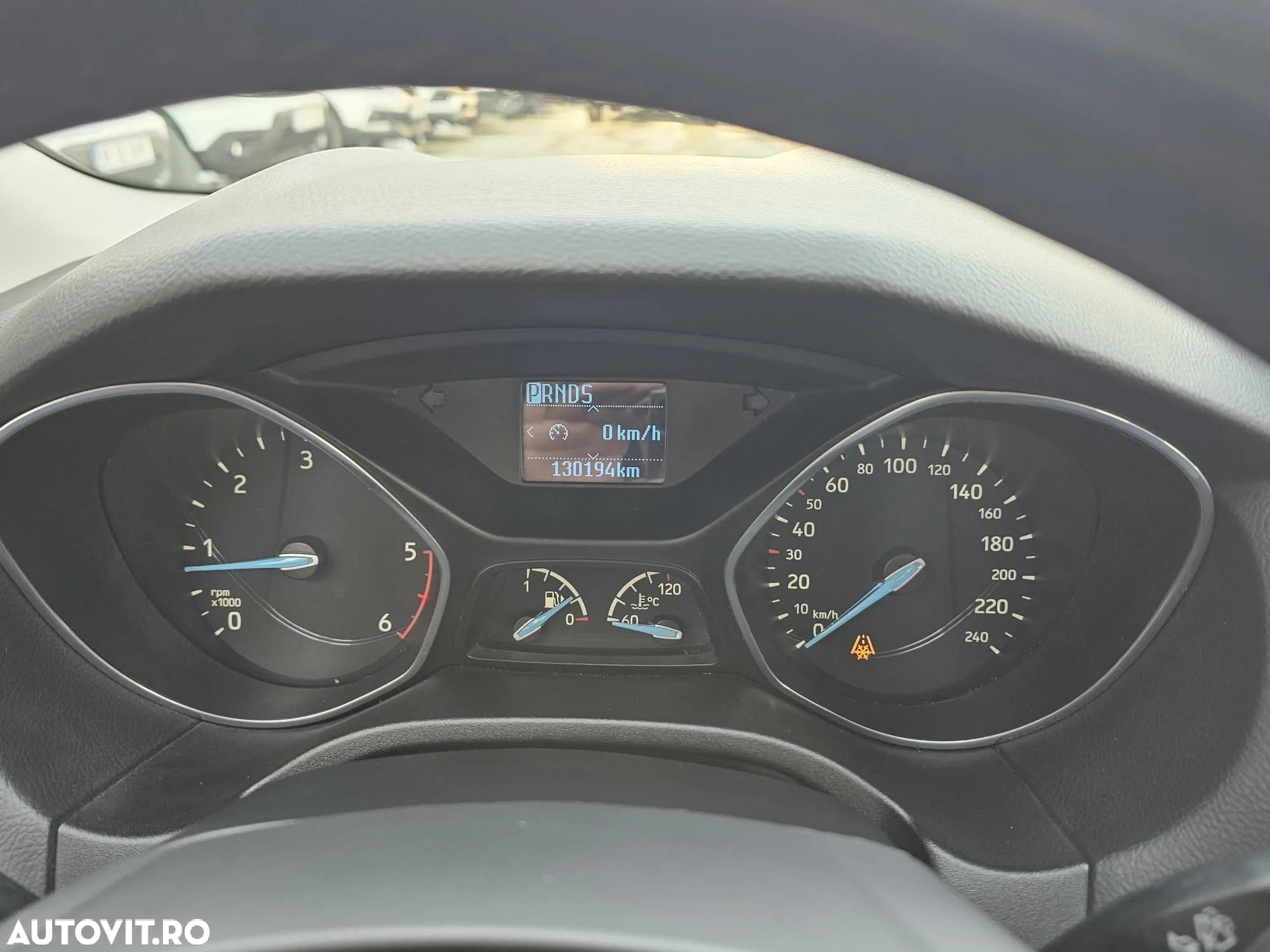 Ford Focus 1.5 TDCi Powershift Titanium - 16