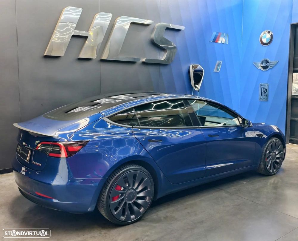 Tesla Model 3 - 10