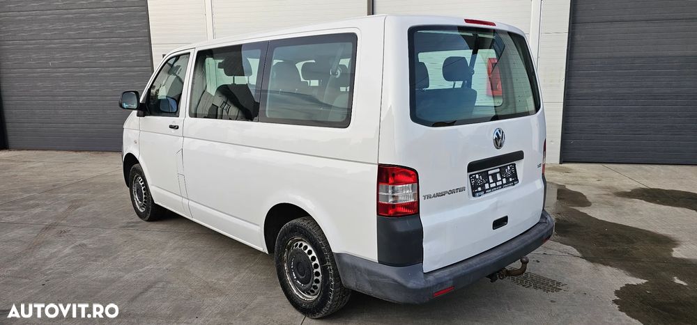 Volkswagen Transporter - 3