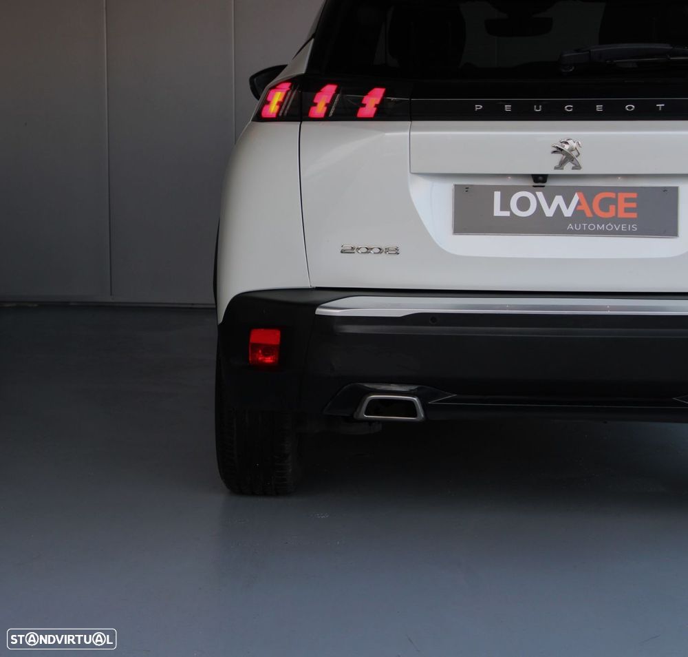 Peugeot 2008 1.2 PureTech GT EAT8 - 34