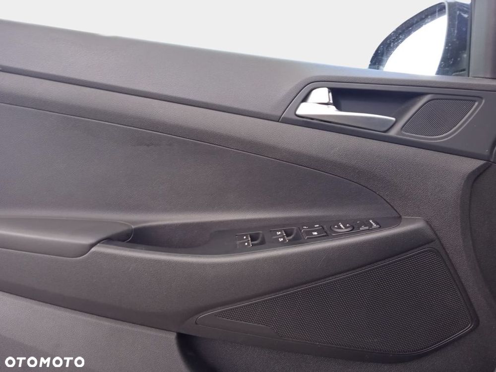 Hyundai Tucson 1.6 GDi Comfort 2WD - 28