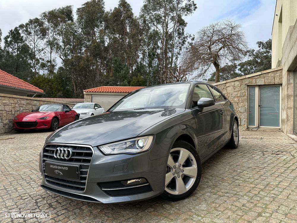 Audi A3 1.6 TDI Sport S tronic - 2