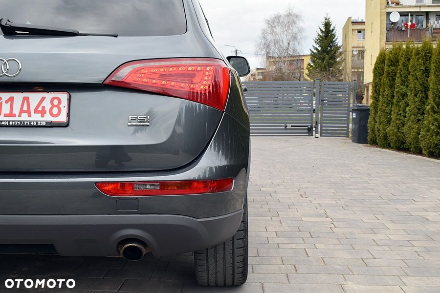 Audi Q5 3.2 FSI Quattro S tronic - 11