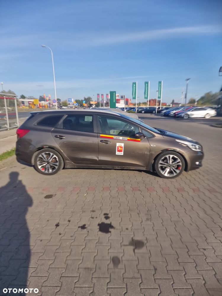 Kia Ceed 1.6 GDI DCT Platinum Edition - 4
