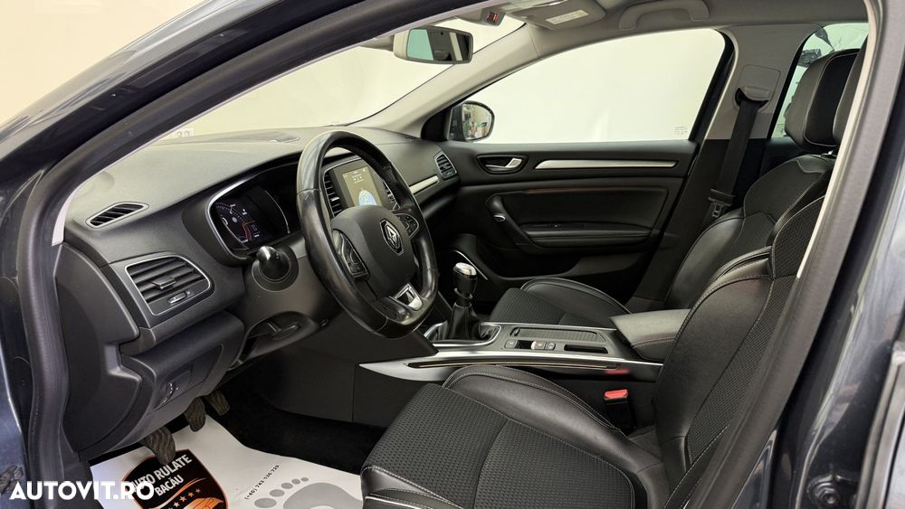 Renault Megane - 12