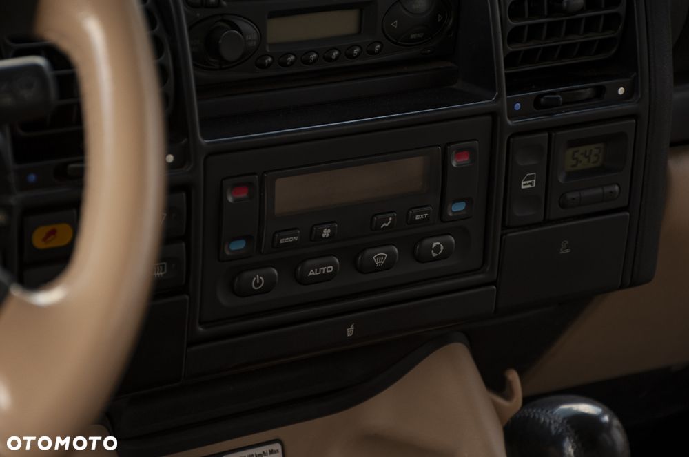 Land Rover Discovery - 27