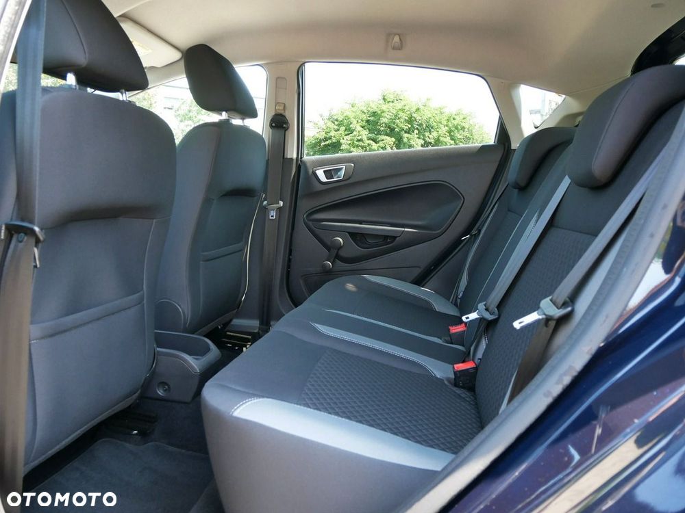 Ford Fiesta 1.0 Celebration - 10