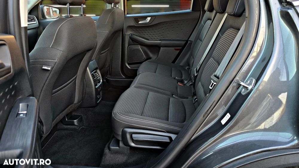 Ford Kuga 2.0 EcoBlue 4x4 Aut. TITANIUM - 7