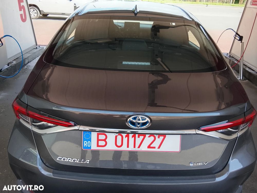 TOYOTA Corolla 2024 — imagine 3