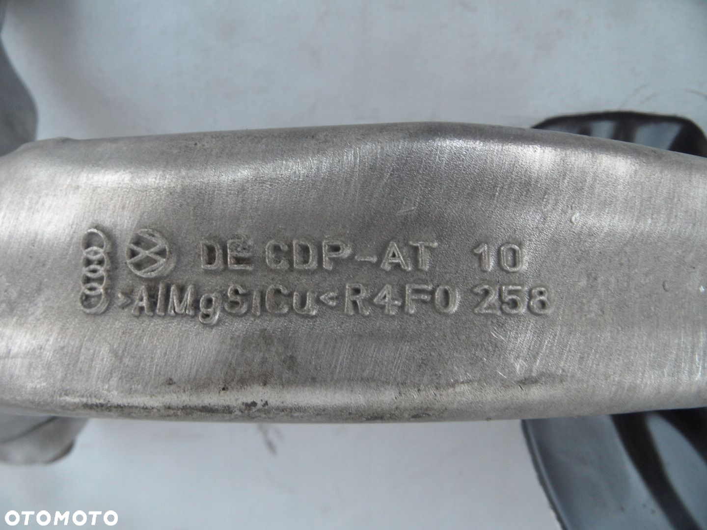 ZWROTNICA PIASTA PRAWA PRZÓD AUDI A6 S6 C6 5.2 V10 - 4