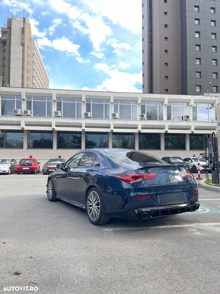 Mercedes-Benz CLA 35 AMG - 7