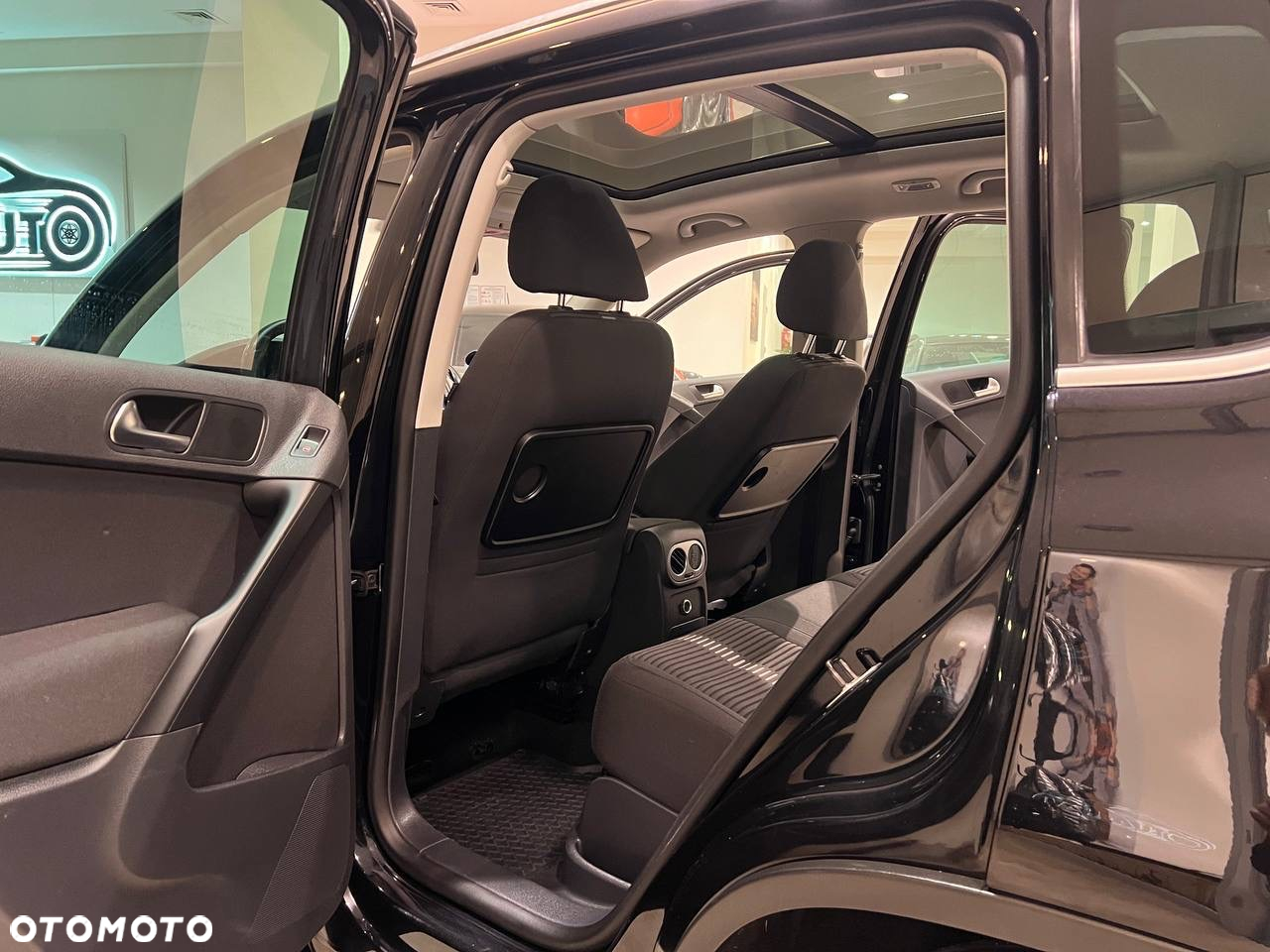 Volkswagen Tiguan 2.0 TSI 4Mot Sport DSG - 29