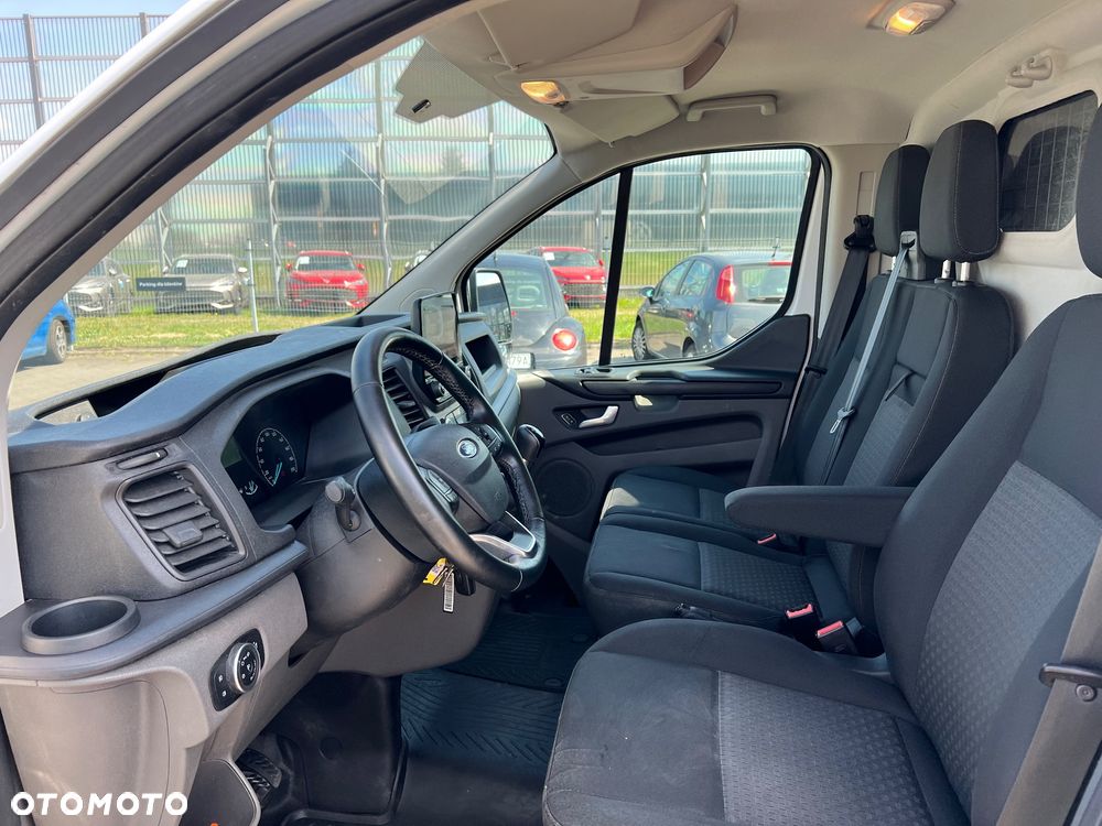 Ford Transit Custom - 21