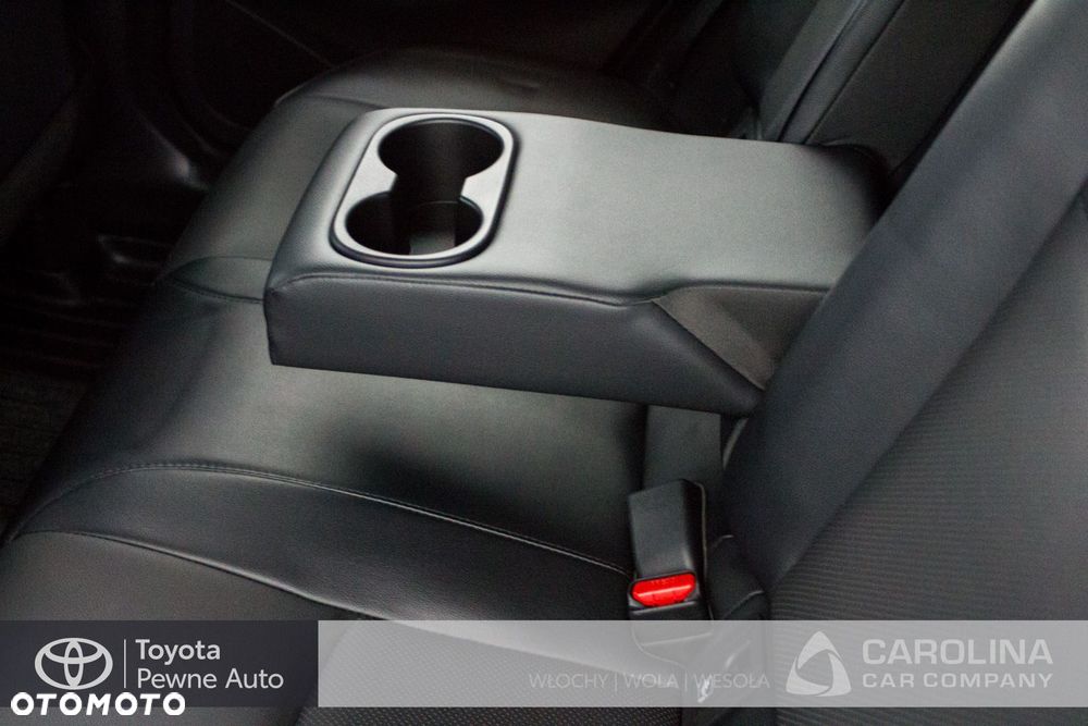 Toyota Corolla Cross - 16