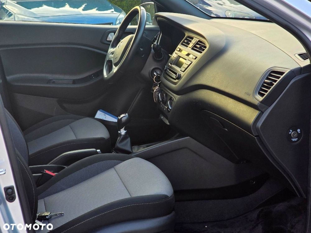 Hyundai i20 - 2