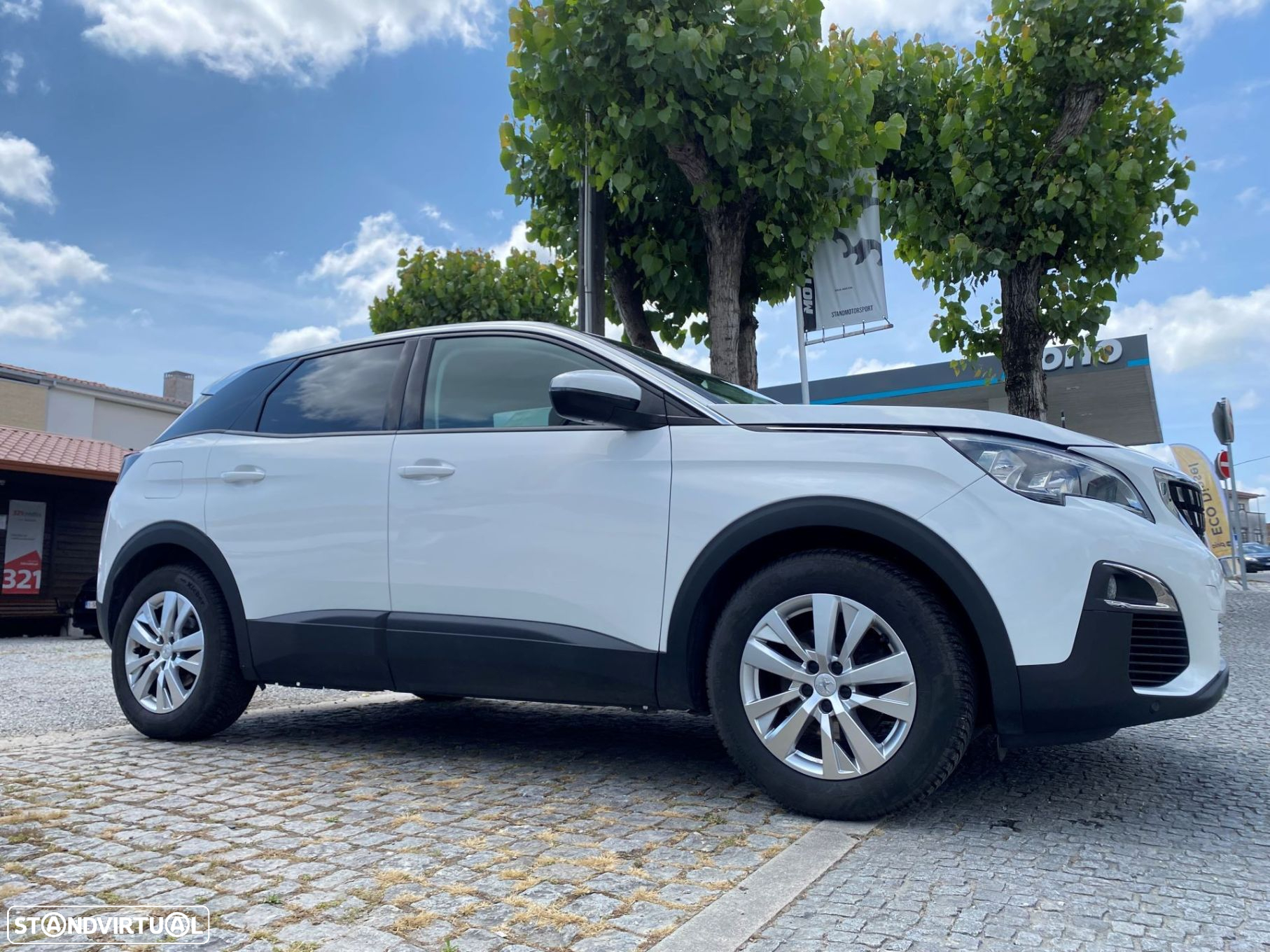 Peugeot 3008 PureTech 130 Stop & Start GPF Active Business-Pack - 4