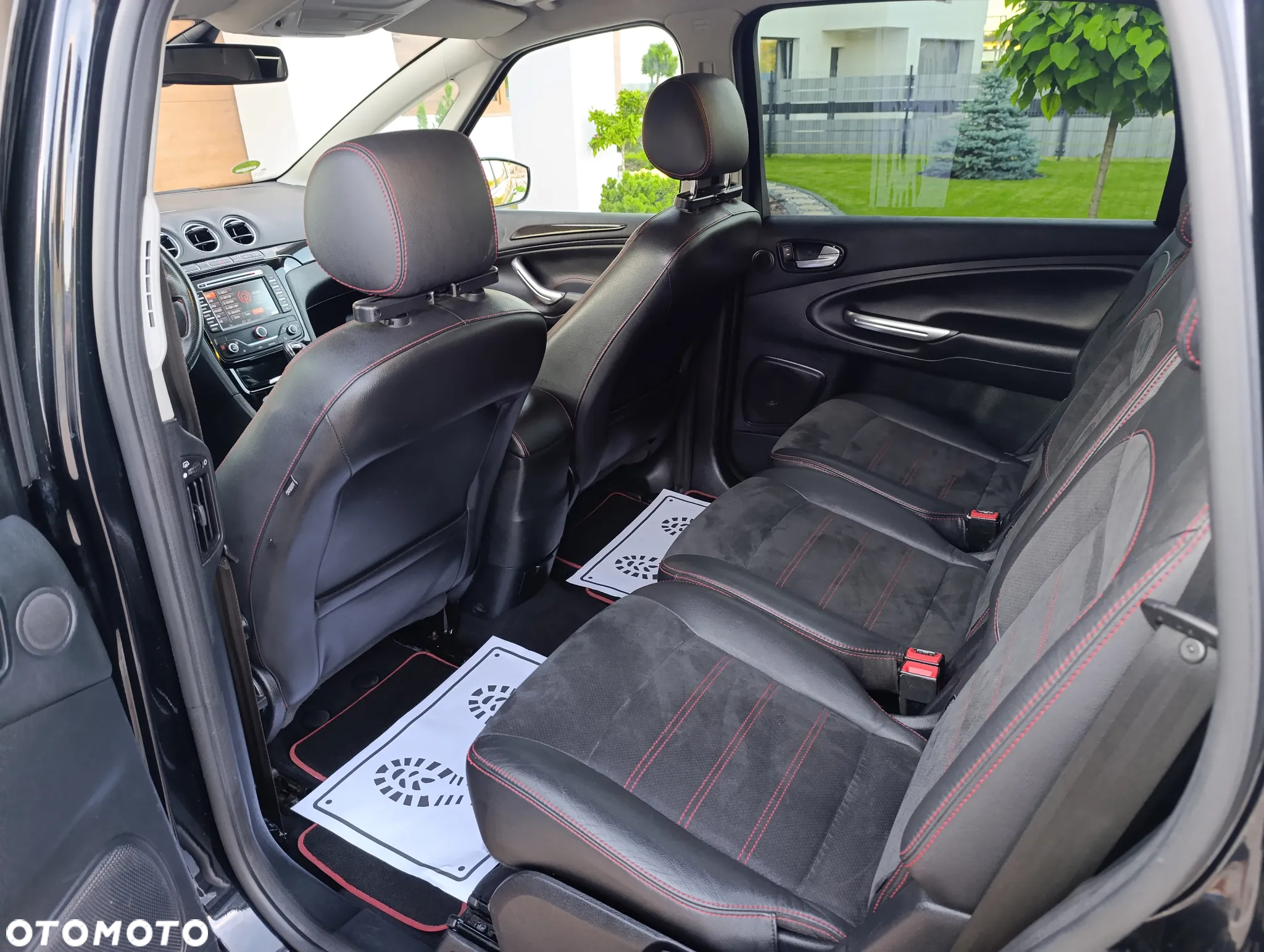 Ford S-Max - 19