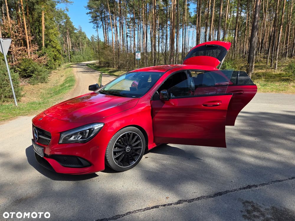 Mercedes-Benz CLA 200 7G-DCT AMG Line - 11