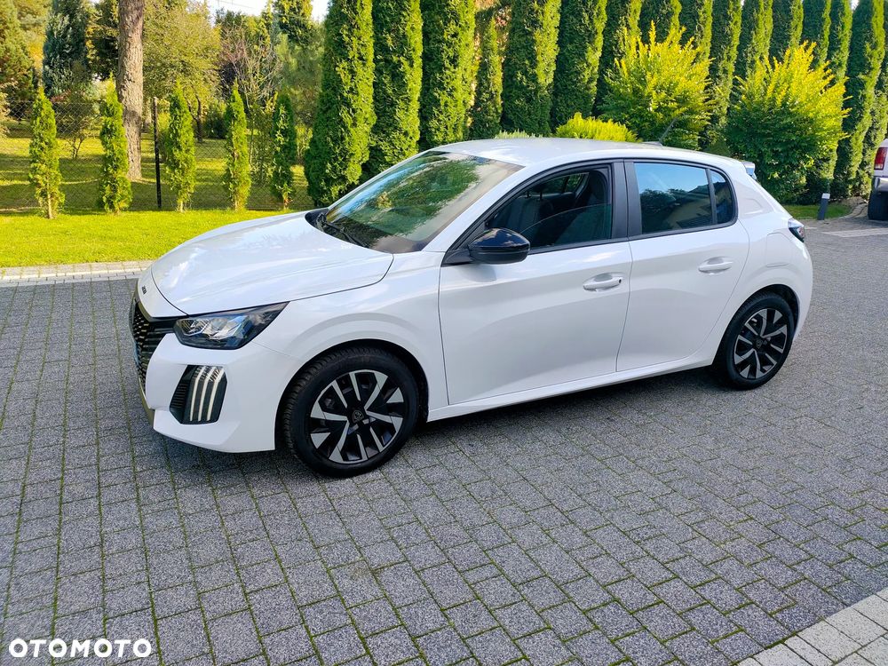 Peugeot 208 - 3