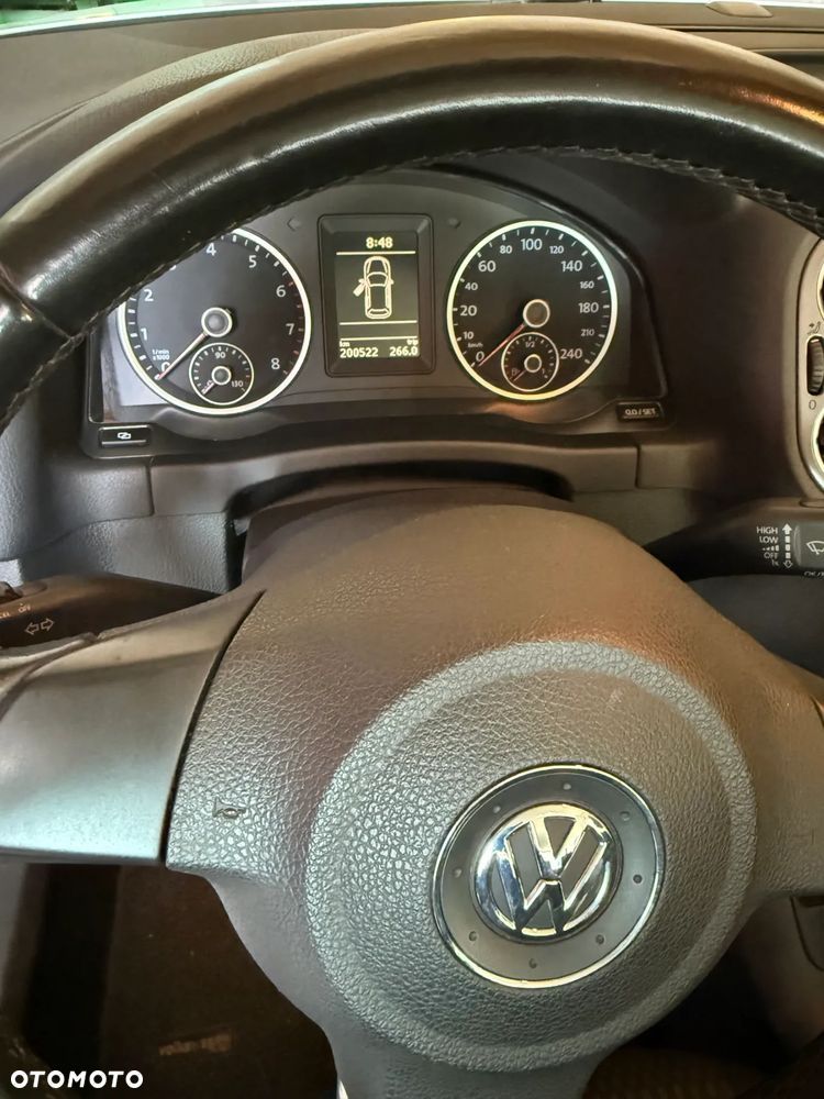 Volkswagen Tiguan - 9
