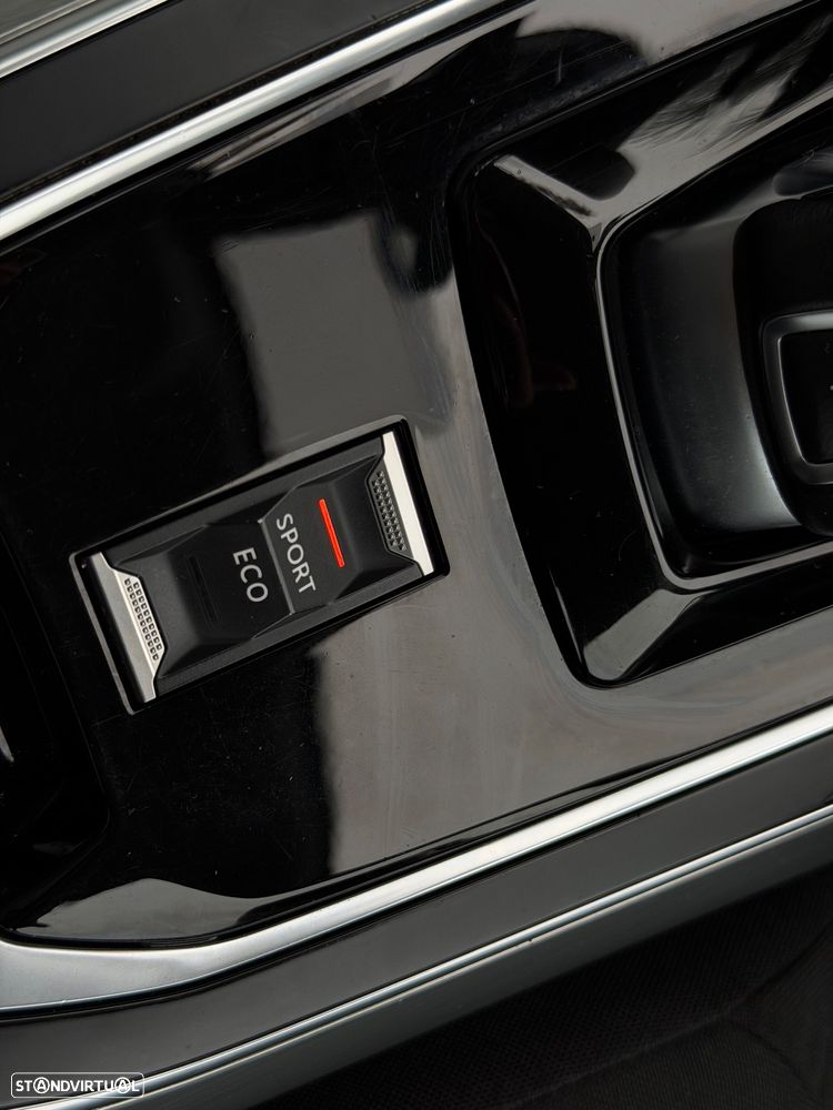 Peugeot 308 SW BlueHDi 130 EAT8 Style - 18