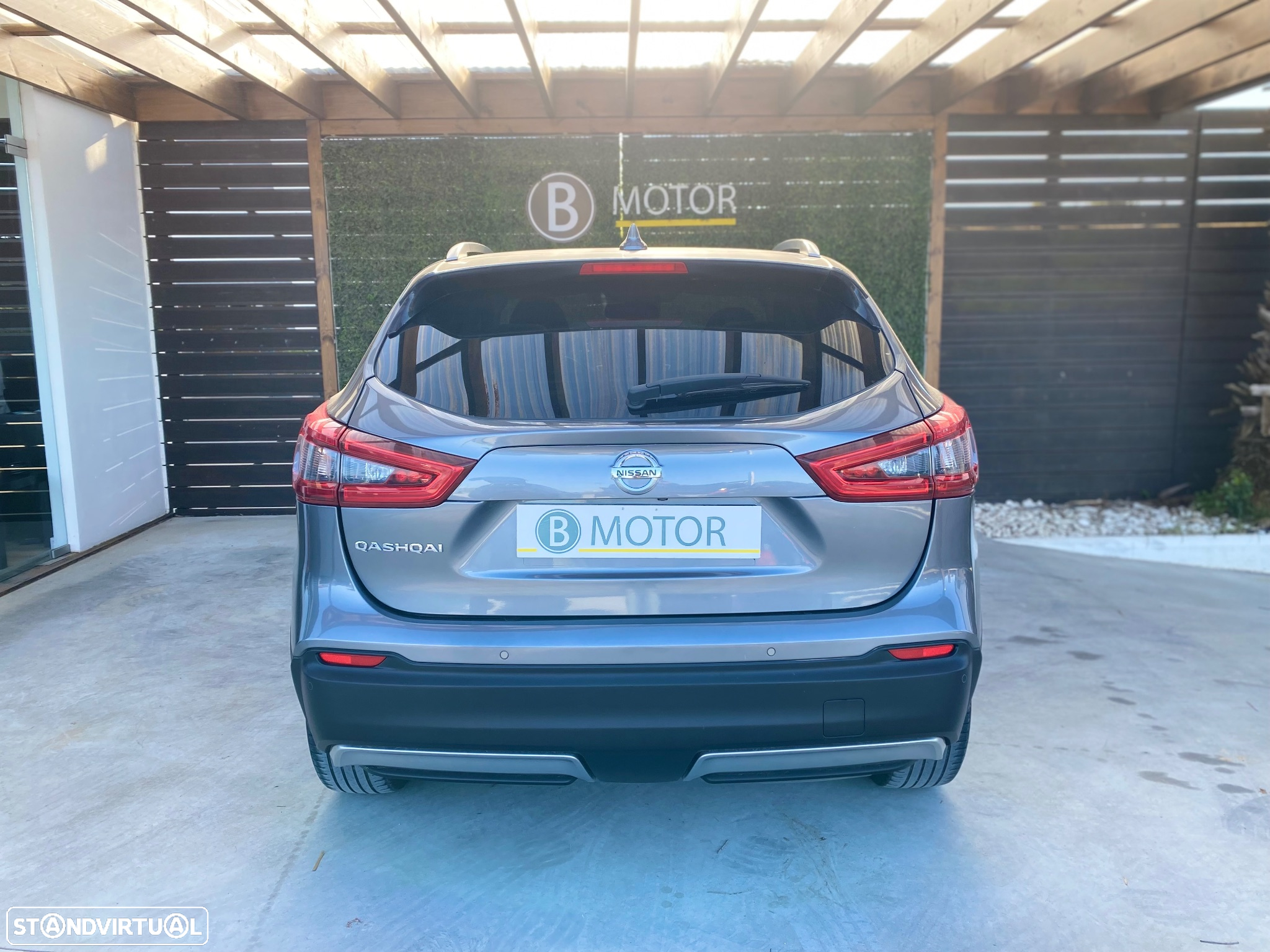 Nissan Qashqai 1.5 dCi N-Connecta - 11