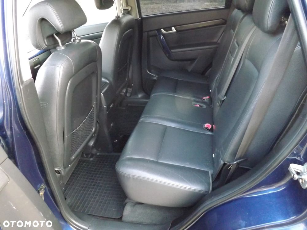 Chevrolet Captiva 2.4 LS 5os - 12