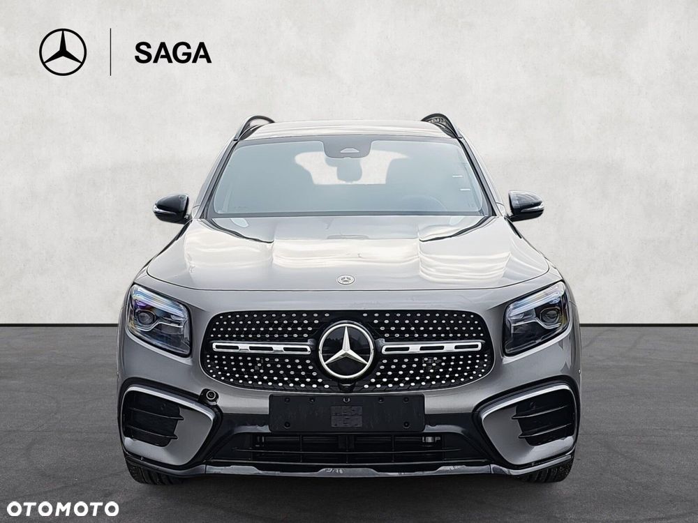 Mercedes-Benz GLB - 2