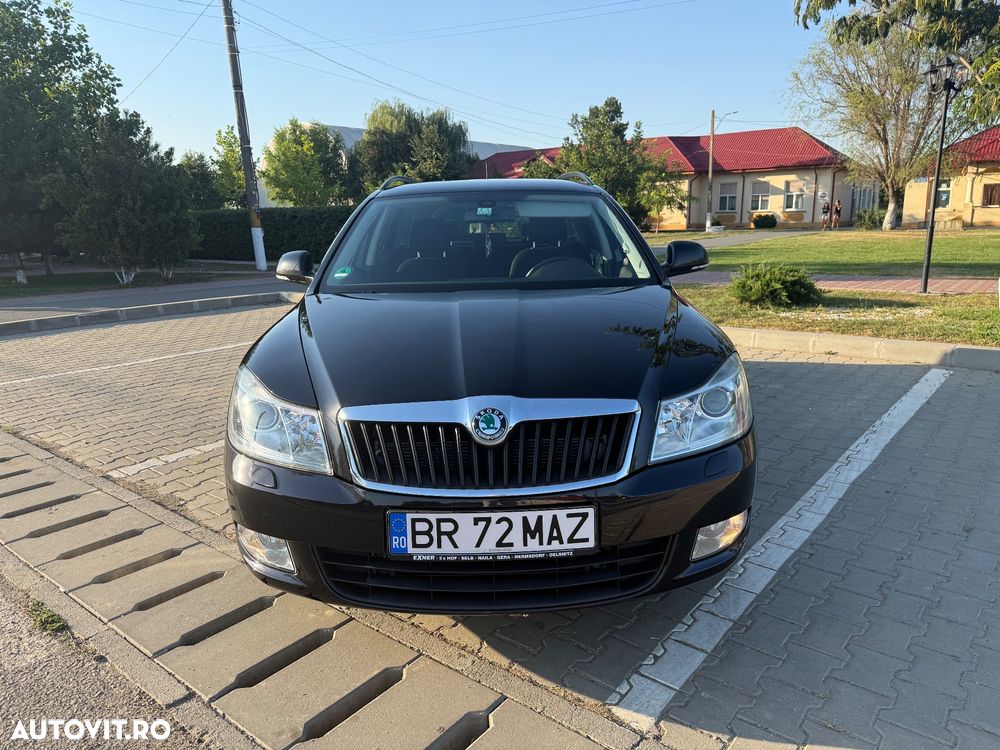 SKODA Octavia 2013 — imagine 3