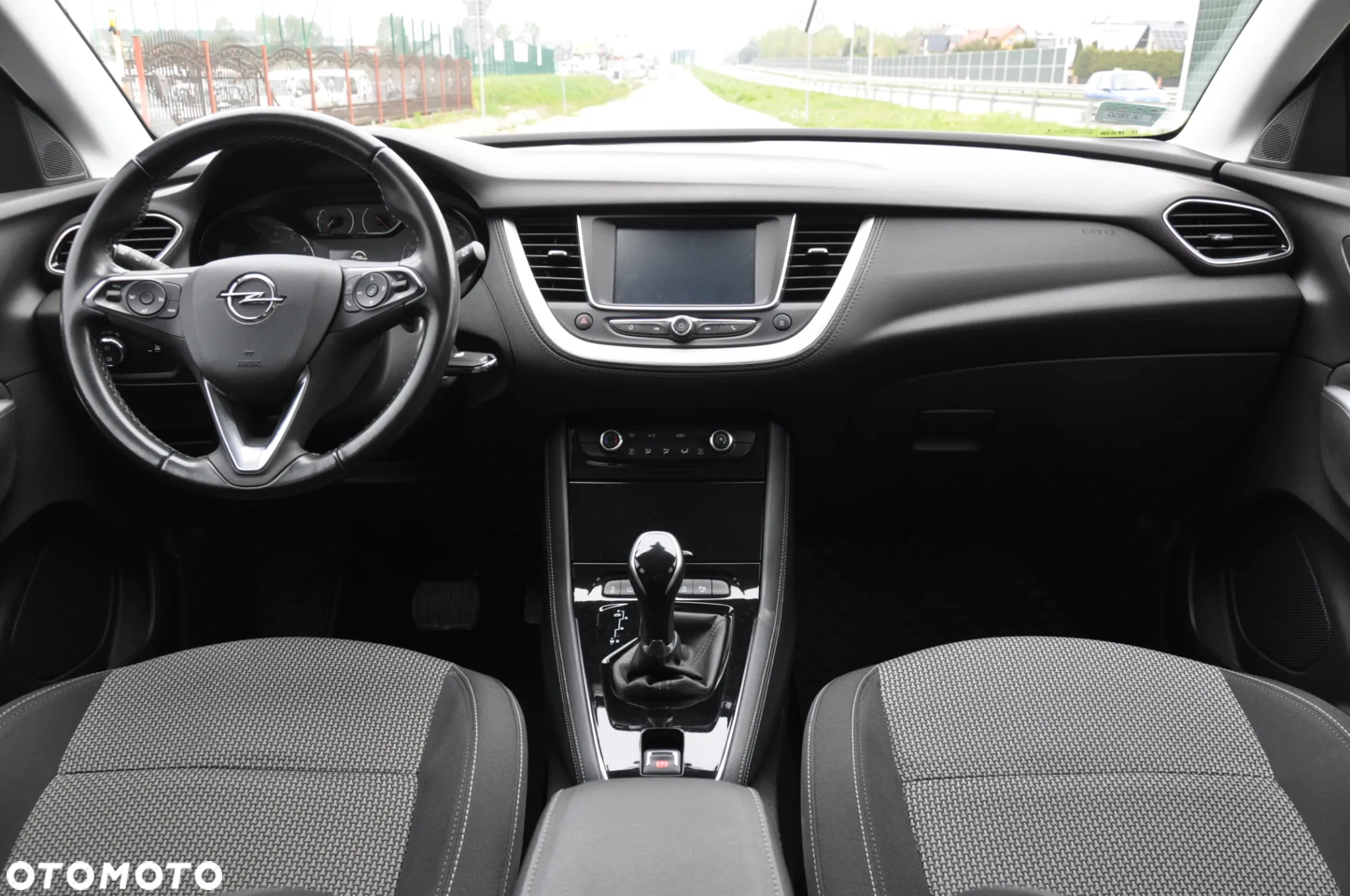 Opel Grandland X 1.2 T GPF Design Line S&S - 6