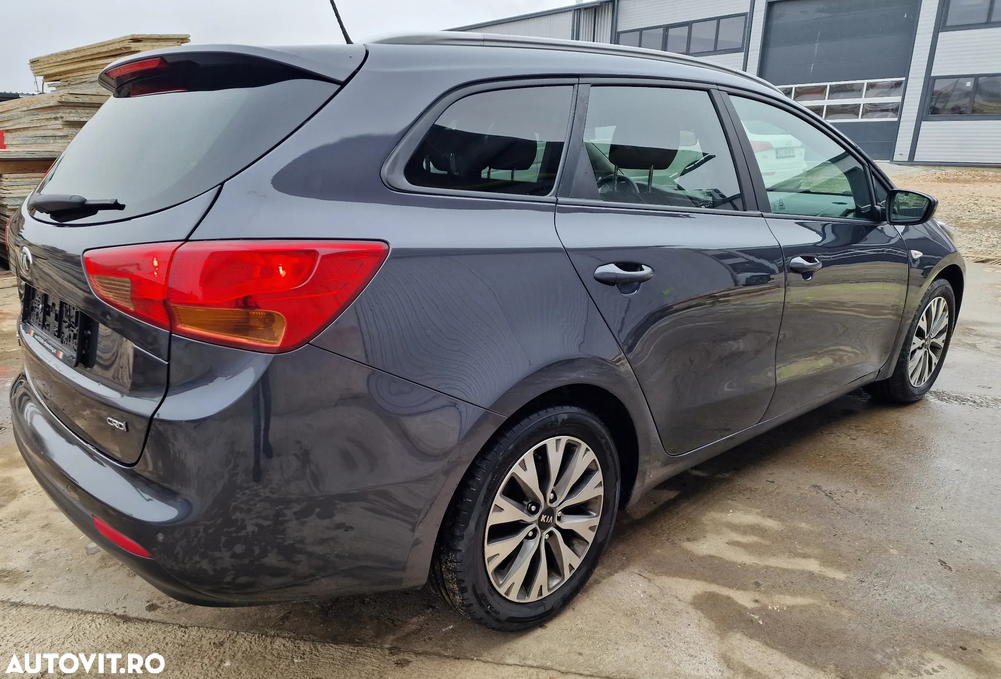 Kia Ceed 1.4 CRDi 90 SW Vision - 5