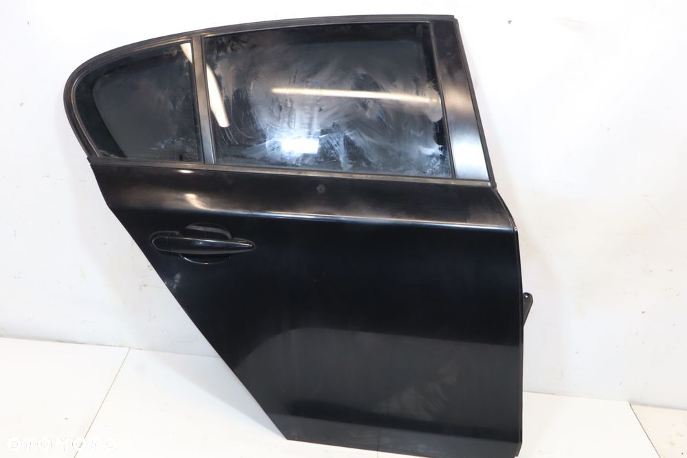 DRZWI PRAWY TYŁ BMW 1 118D E87 475/9 HATCHBACK - 1