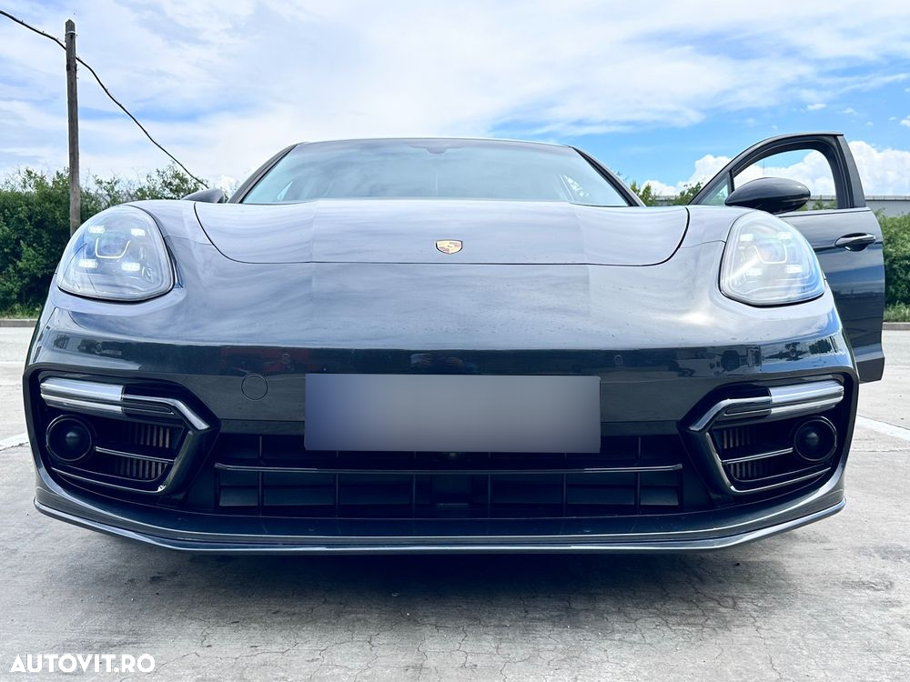 Porsche Panamera 4S E-Hybrid - 12