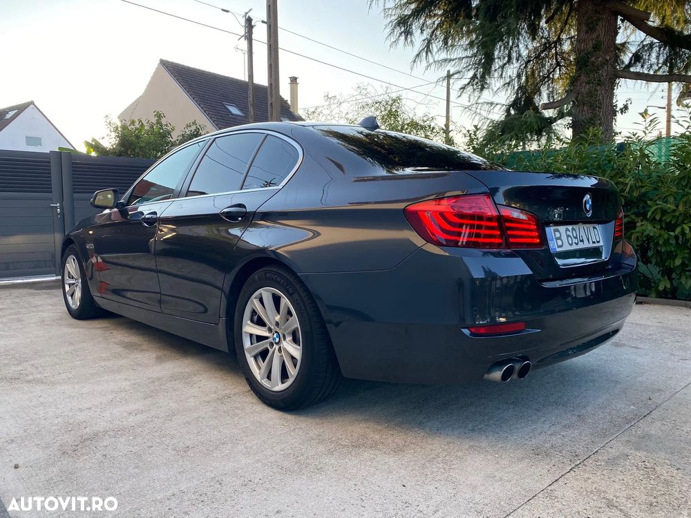 BMW Seria 5 518d Aut. - 9