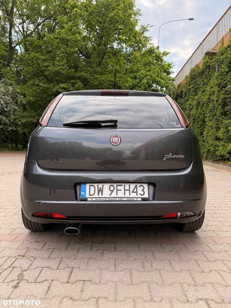 Fiat Grande Punto 1.4 8V - 4