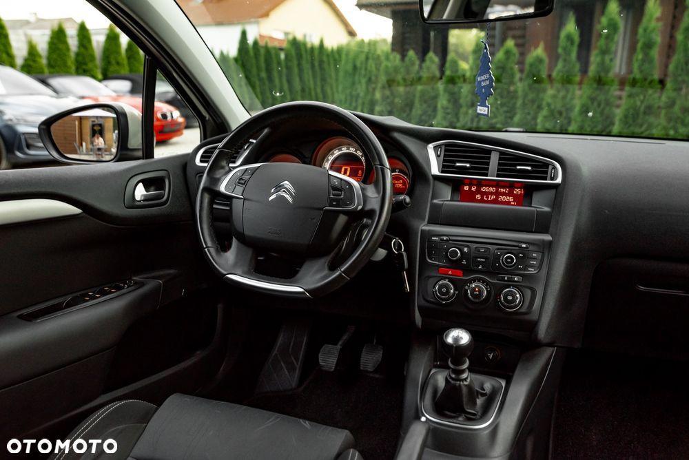 Citroën C4 e-HDi 110 Selection - 27