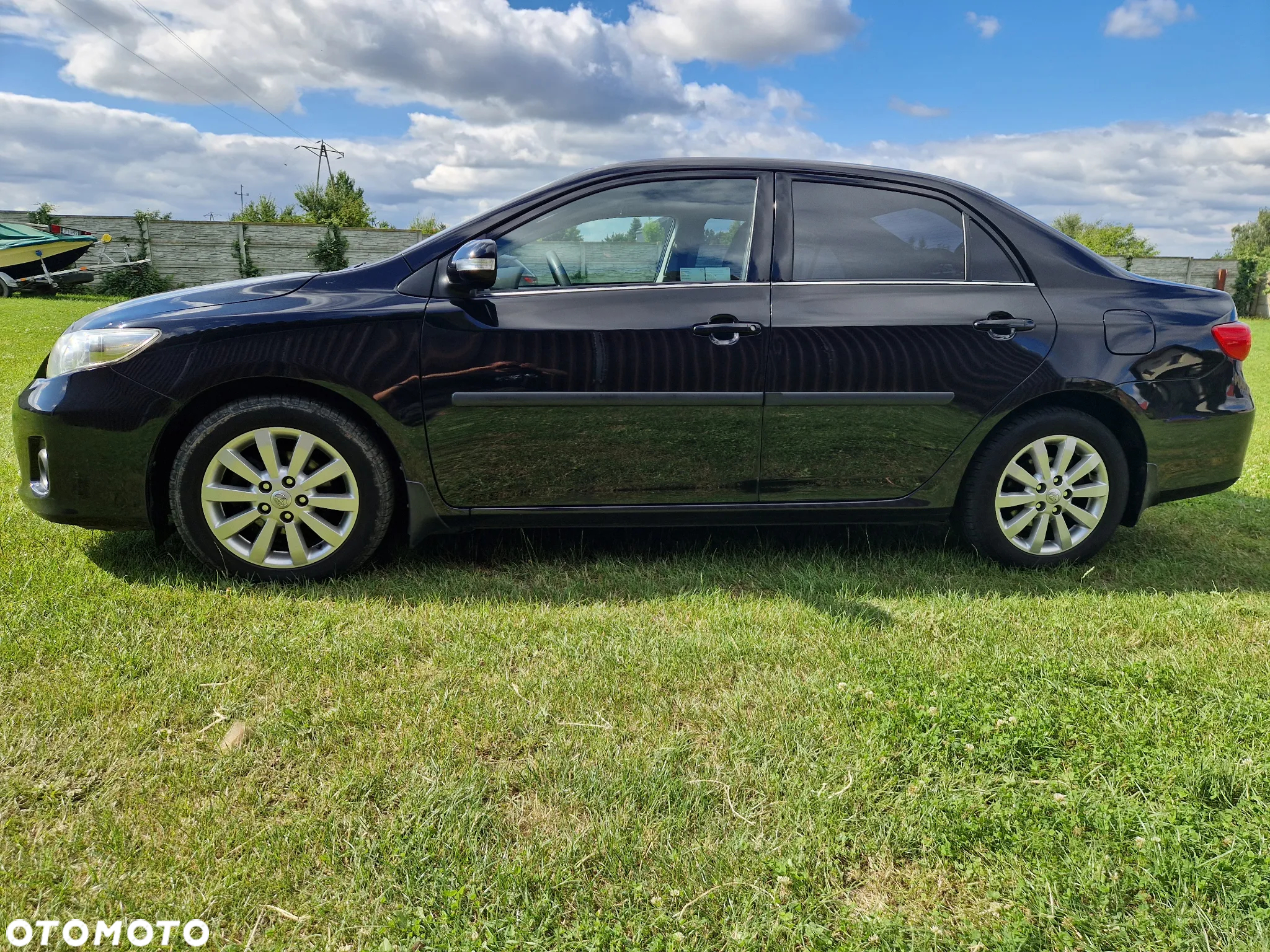 Toyota Corolla - 3